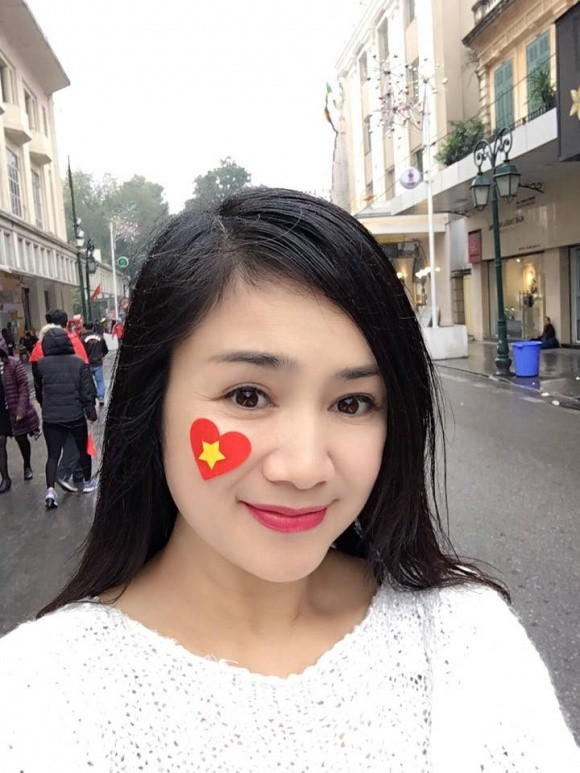 Thu Hà 'Lá ngọc cành vàng' vẫn đẹp rạng ngời dù đã ở tuổi 50 - ảnh 7
