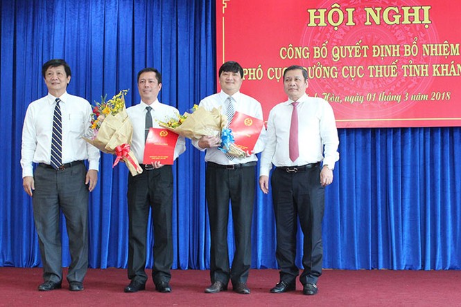 Kiện toàn nhân sự 11 địa phương - ảnh 4