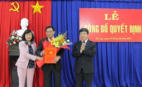 Kiện toàn nhân sự 11 địa phương - ảnh 5