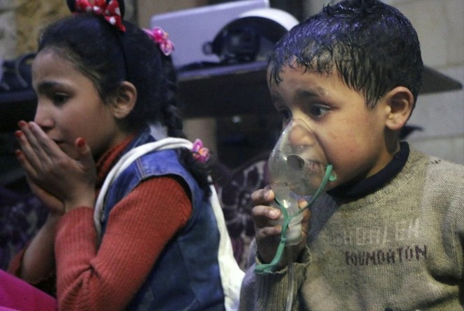 14 người thiệt mạng trong vụ tên lửa không kích sân bay Syria - ảnh 3