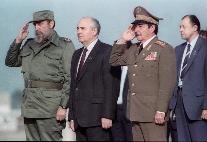 Sáu thập kỉ lãnh đạo đất nước Cuba của hai lãnh tụ Fidel - Raul Castro - ảnh 4