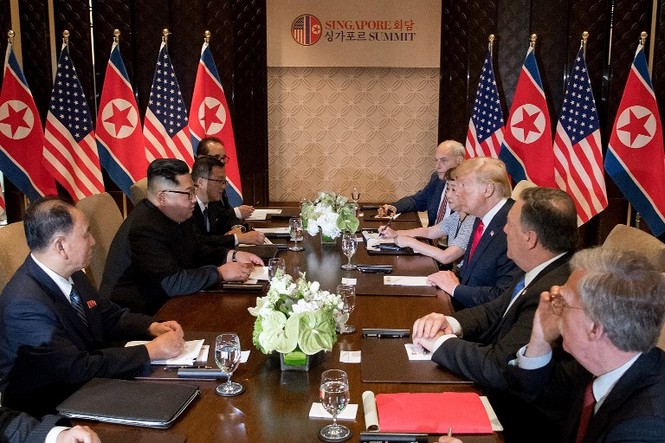 Ông Kim Jong-un: 'Thế giới ngỡ khoảnh khắc này như bộ phim viễn tưởng' - ảnh 17