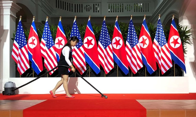 Ông Kim Jong-un: 'Thế giới ngỡ khoảnh khắc này như bộ phim viễn tưởng' - ảnh 29
