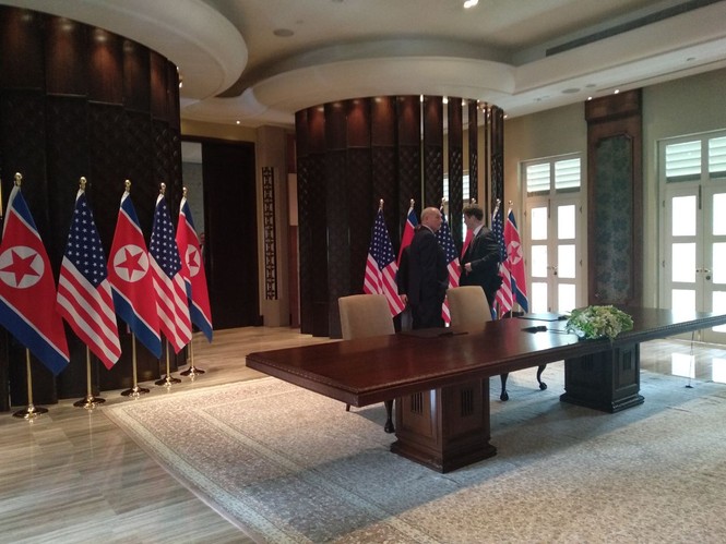 Ông Kim Jong-un: 'Thế giới ngỡ khoảnh khắc này như bộ phim viễn tưởng' - ảnh 8