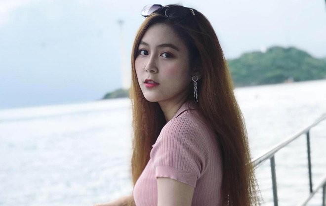 Nữ sinh sư phạm làm mẫu nội y: Chọn nghề giáo để được bình yên - ảnh 1