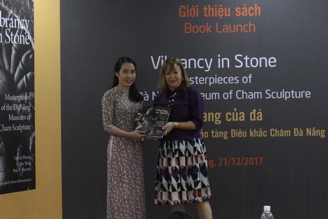 Ra mắt sách ảnh Những kiệt tác của Bảo tàng Chăm Đà Nẵng - ảnh 2