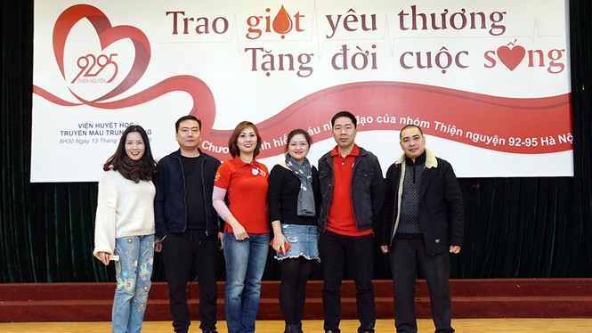 Cộng đồng cựu học sinh 9295 Hà Nội trao giọt máu hồng - ảnh 15