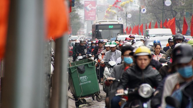 Giao thông Hà Nội bắt đầu “tăng nhiệt“ - ảnh 1