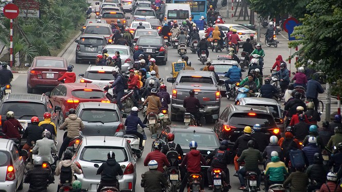 Giao thông Hà Nội bắt đầu “tăng nhiệt“ - ảnh 4