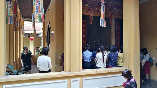 Hàng nghìn người dự lễ Phật đản ở chùa Quán Sứ - ảnh 4