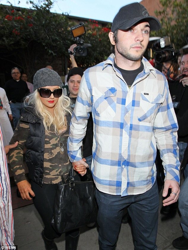 Christina Aguilera có bầu với bạn trai mới - ảnh 4