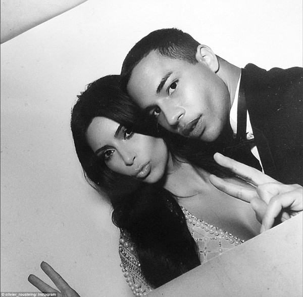 Kim Kardashian khoe ảnh cưới sau hôn lễ - ảnh 7