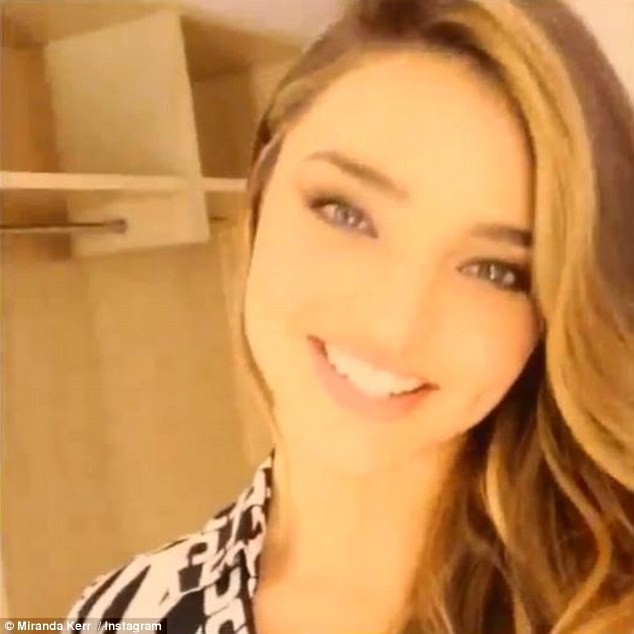 Miranda Kerr tung ảnh gợi cảm trên biển - ảnh 6