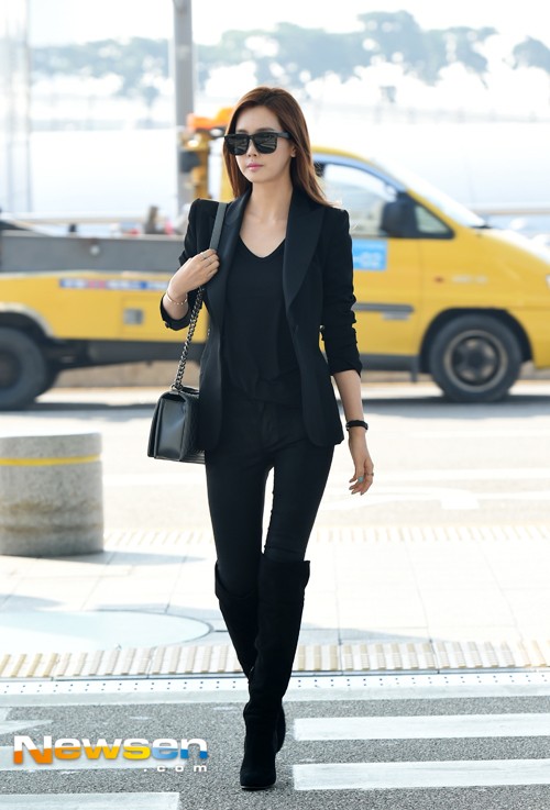 Lee Da Hae khoe dáng chuẩn tại sân bay - ảnh 5
