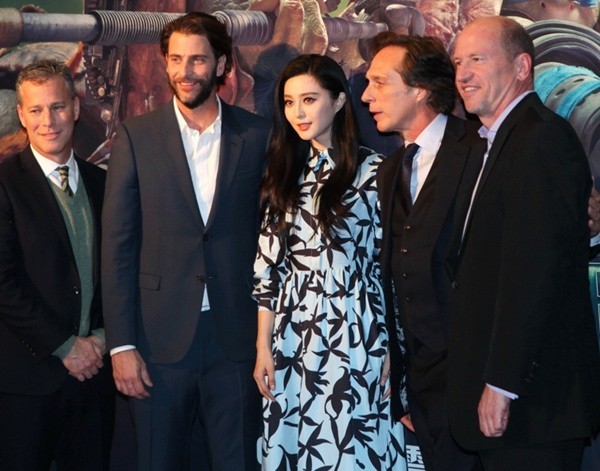Megan Fox 'đọ sắc' cùng Phạm Băng Băng tại Bắc Kinh - ảnh 9
