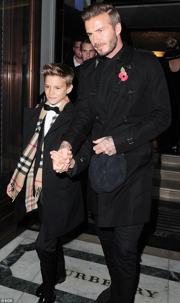 Quý tử nhà Beckham lạnh lùng làm người mẫu - ảnh 10