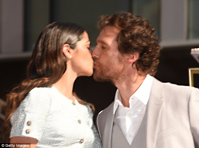 Matthew McConaughey nhận sao trên Đại lộ danh vọng - ảnh 4