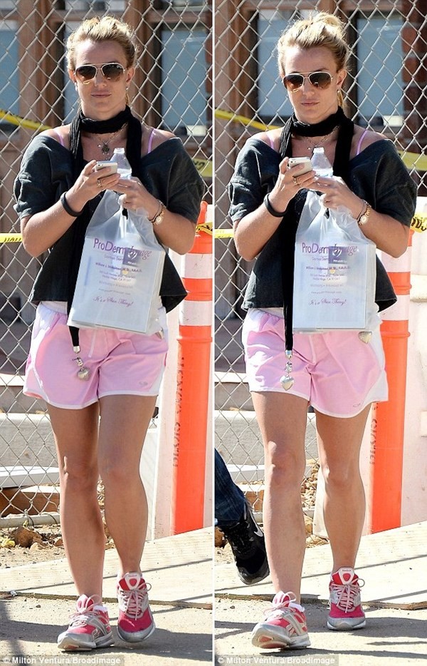 Britney Spears 'phản pháo' tin đồn chỉnh sửa vóc dáng - ảnh 8