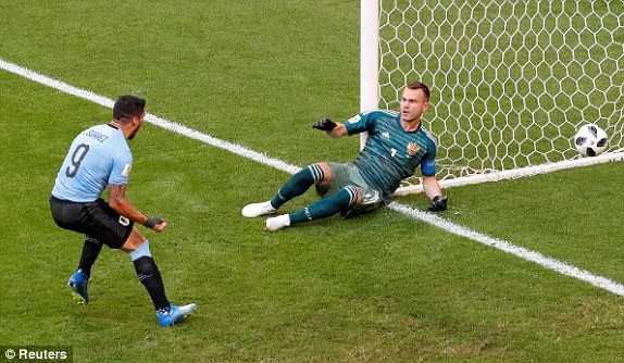 Uruguay thắng '3 sao' chủ nhà Nga, giành ngôi đầu bảng - ảnh 17