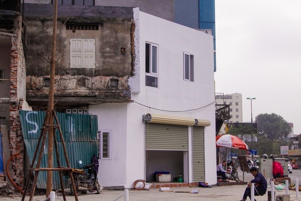 Hà Nội: Đường uốn lượn 600m bắt đầu thông xe - ảnh 9