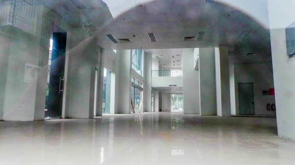 Gần 160 căn hộ tái định cư bỏ hoang cả chục năm giữa Thủ đô - ảnh 11