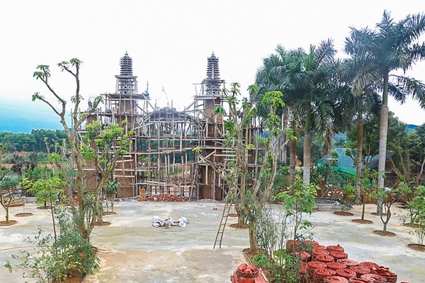 Nhìn gần
