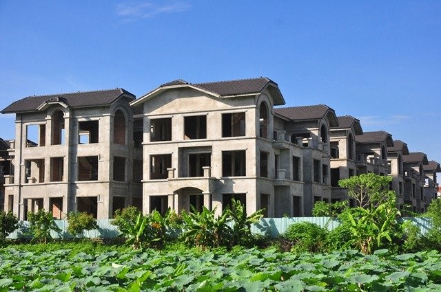 Làng biệt thự triệu USD bỏ hoang trên đất vàng Hồ Tây - ảnh 11