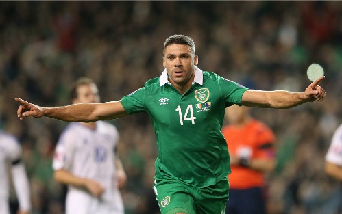 Ireland giành vé dự Euro 2016 nhờ bàn thắng tranh cãi - ảnh 1