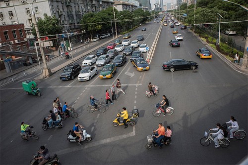 Trung Quốc 'xoá sổ' xe máy ở các thành phố lớn như thế nào? - ảnh 1