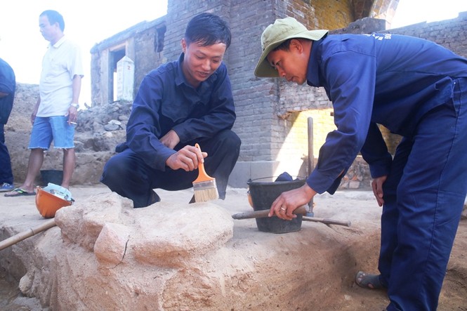 Cận cảnh vết tích cổ của