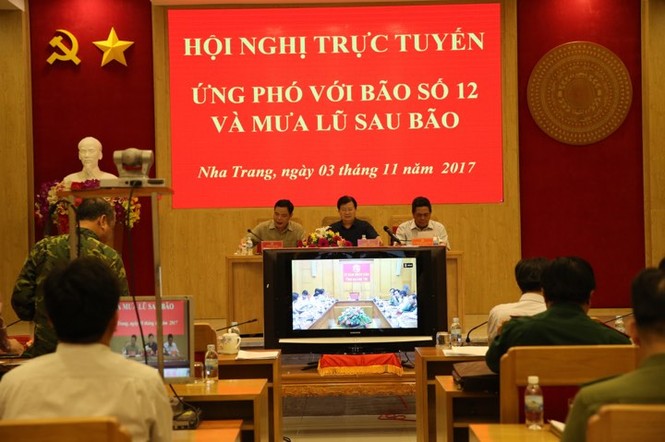 Bão giật cấp 15 vào Phú Yên-Ninh Thuận, khẩn cấp di dân - ảnh 2