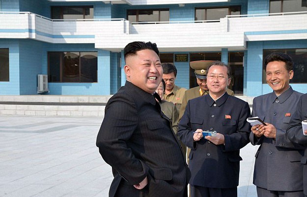 Ông Kim Jong Un thăm Trại hè Quốc tế Triều Tiên - ảnh 3