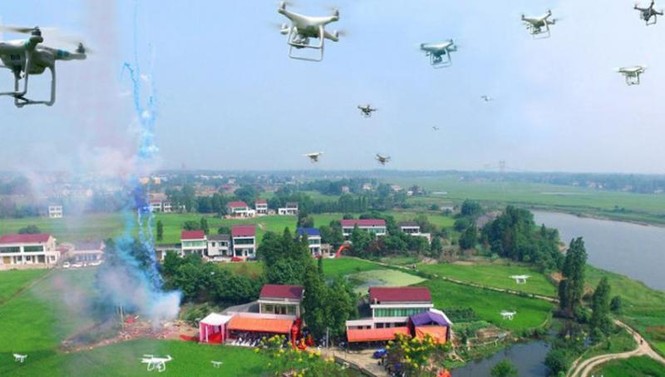 Thuê dàn máy bay không người lái mừng đầy tháng con - ảnh 1
