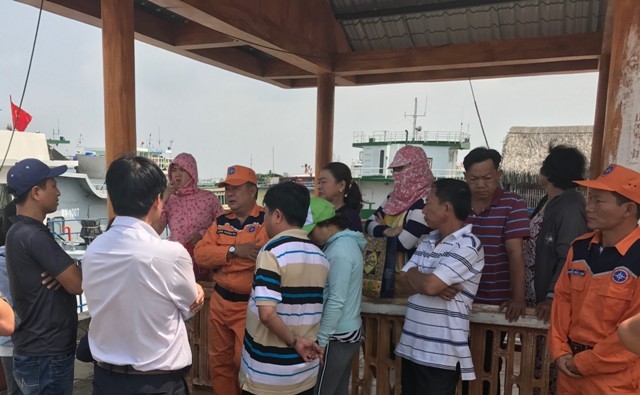Chìm tàu cá gần Côn Đảo, một người chết, ba người mất tích - ảnh 1