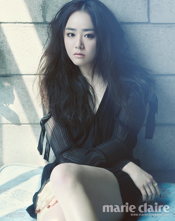 Moon Geun Young “lột xác” trên Marie Claire - ảnh 1
