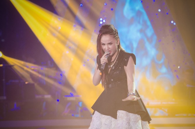Sao Mai Điểm Hẹn 'bùng cháy” với rock - ảnh 1