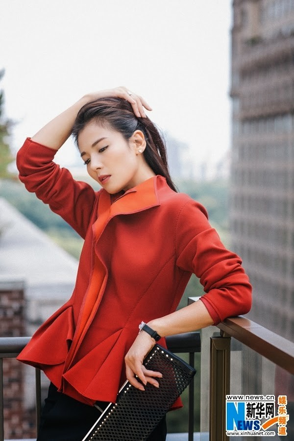 Lưu Đào đẹp hút hồn trên đường phố New York - ảnh 3