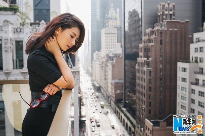 Lưu Đào đẹp hút hồn trên đường phố New York - ảnh 15