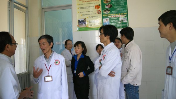 Niềm vui ngày xuất viện của các nạn nhân vụ sập hầm - ảnh 2
