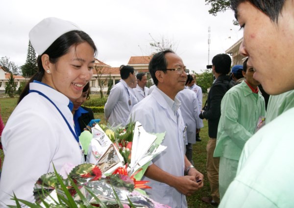 Niềm vui ngày xuất viện của các nạn nhân vụ sập hầm - ảnh 7