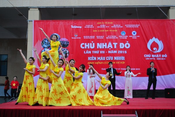 Chủ nhật Đỏ Thái Bình thành công ngoài mong đợi - ảnh 11
