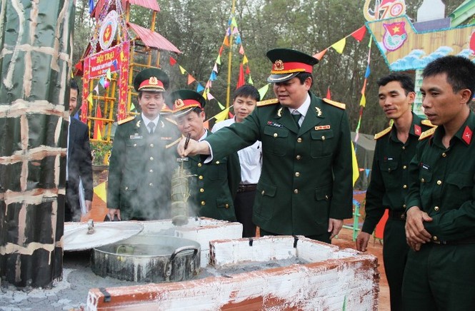 Bánh chưng xanh vì người nghèo - ảnh 2