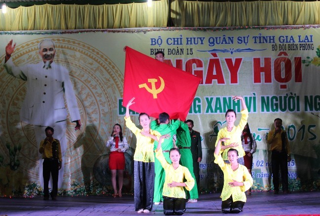 Bánh chưng xanh vì người nghèo - ảnh 7