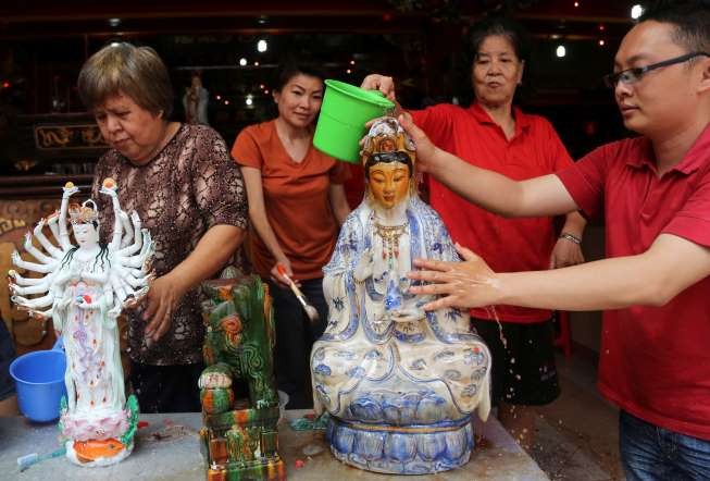 Không khí Tết rộn ràng ở nhiều nước Châu Á - ảnh 5