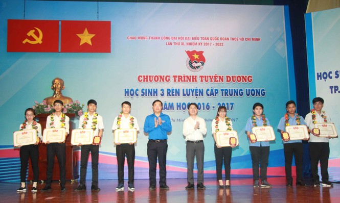 Tuyên dương 8 học sinh 'Ba rèn luyện' cấp Trung ương - ảnh 2