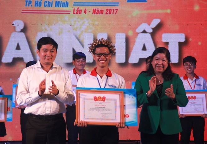Vũ Trung Hiếu trở thành quán quân 'Thủ lĩnh Sinh viên' TPHCM 2017 - ảnh 1