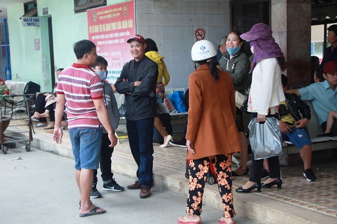 Ga Quảng Ngãi nhộn nhịp ngày mùng 3 Tết - ảnh 4