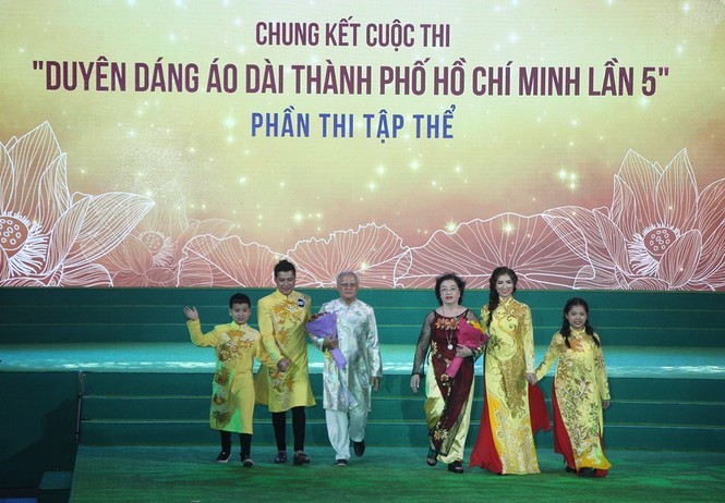 3 thế hệ cùng trình diễn tại chung kết 'Duyên dáng áo dài TPHCM' - ảnh 21