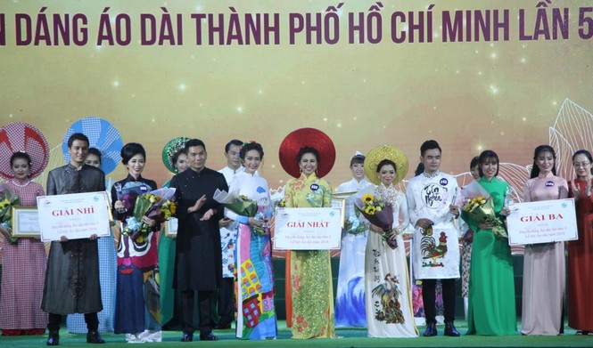 3 thế hệ cùng trình diễn tại chung kết 'Duyên dáng áo dài TPHCM' - ảnh 32