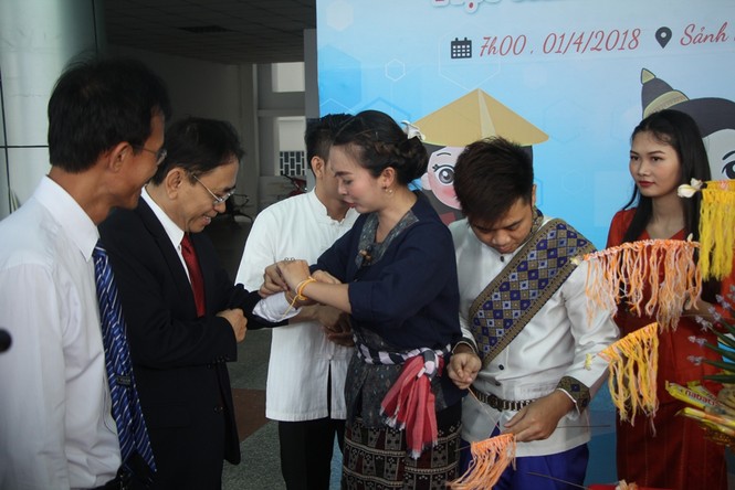 Việt Nam - Lào - Campuchia, Tết cổ truyền Bunpimay, Chol ChnamThmey - ảnh 6